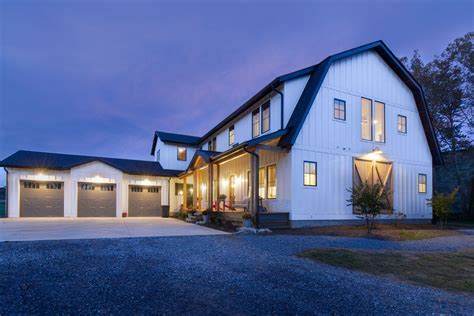 house on.facebook that looks like a metal building|Barndominium & Modern Farmhouse Metal Building .